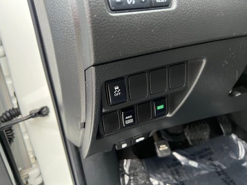 Used 2019 Nissan Rogue Sport S AWD/4WD image 25