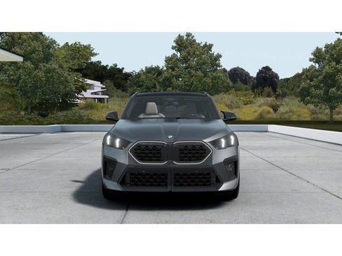 New 2026 BMW X2 xDrive28i w/ Technology Package image 3
