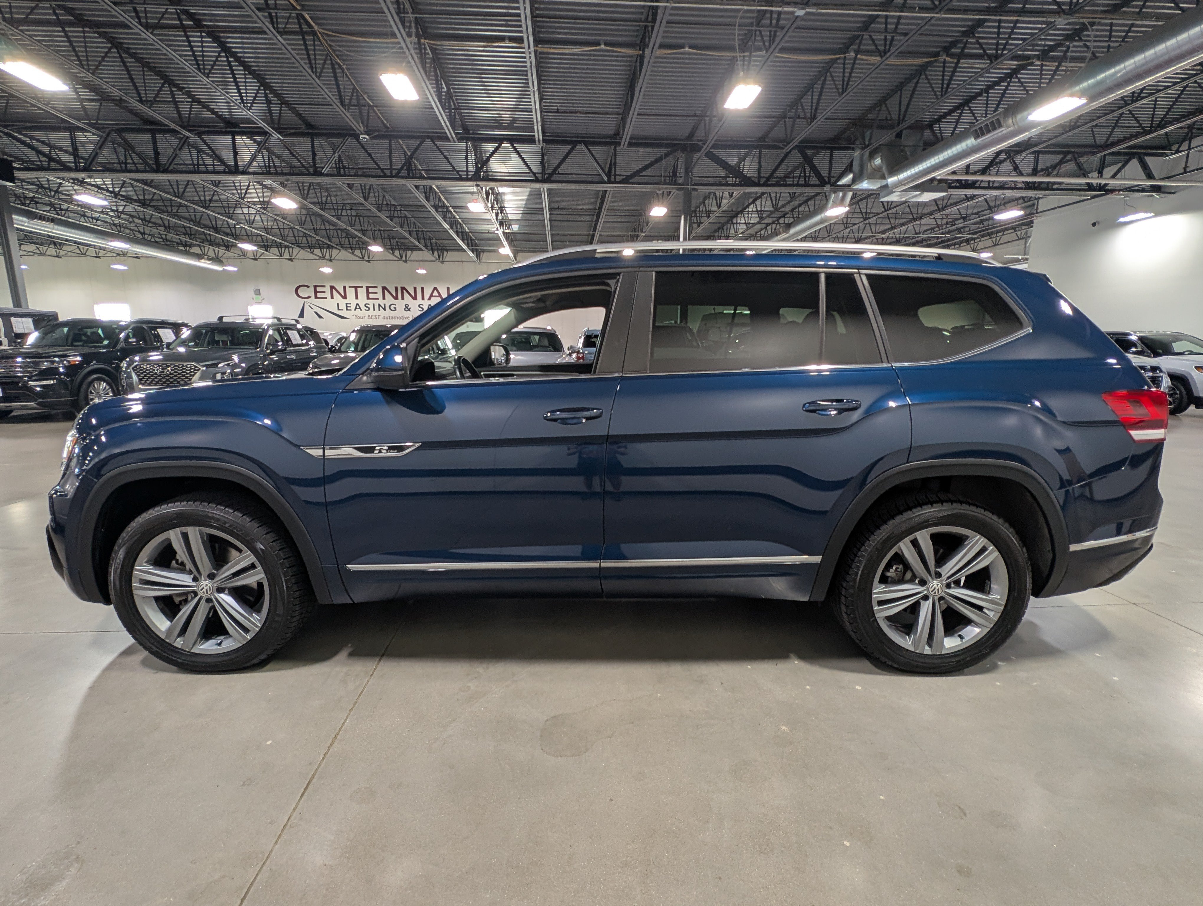Used 2019 Volkswagen Atlas SE w/ Towing Package AWD/4WD image 6