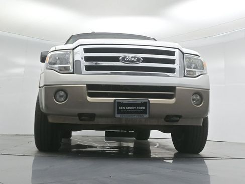 Used 2014 Ford Expedition EL XLT w/ Equipment Group 202A image 43