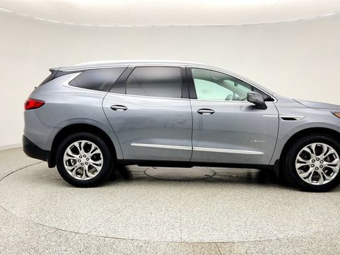Used 2019 Buick Enclave Avenir FWD image 4
