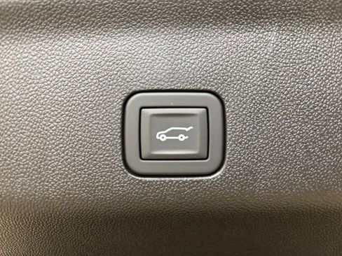 New 2026 GMC Yukon XL Elevation w/ Elevation Premium Package AWD/4WD image 22