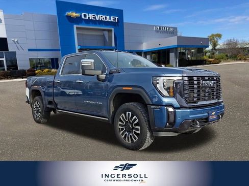 Used 2024 GMC Sierra 2500 Denali Ultimate image 1
