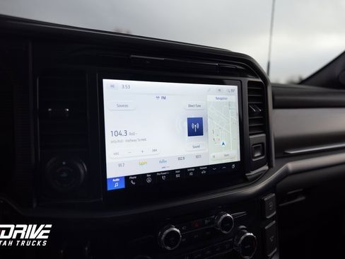 Used 2025 Ford F150 Platinum image 36