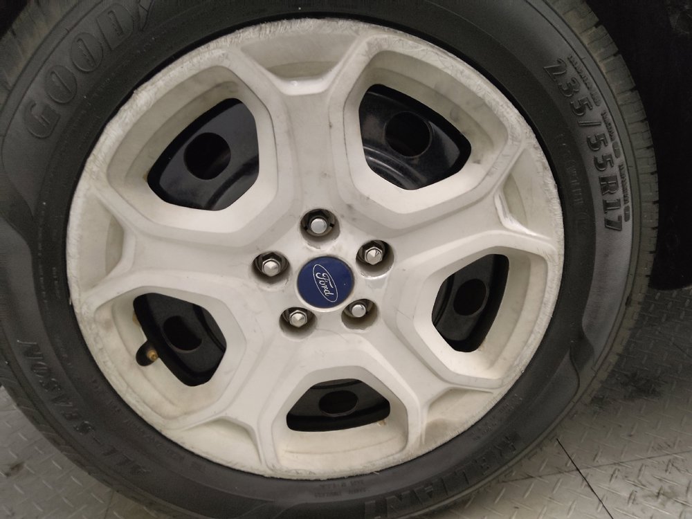 Used 2017 Ford Escape S FWD image 31