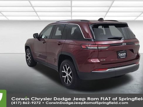 Used 2023 Jeep Grand Cherokee Limited image 11