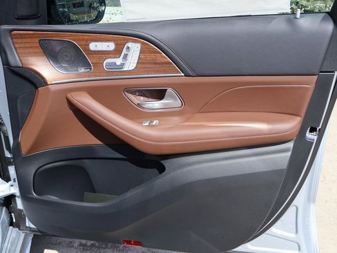 Certified 2025 Mercedes-Benz GLE 350 4MATIC image 14