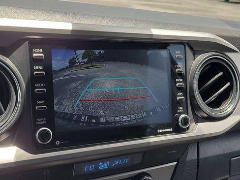 Used 2023 Toyota Tacoma SR5 AWD/4WD image 24