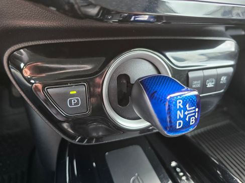 Used 2021 Toyota Prius Prime XLE FWD image 33