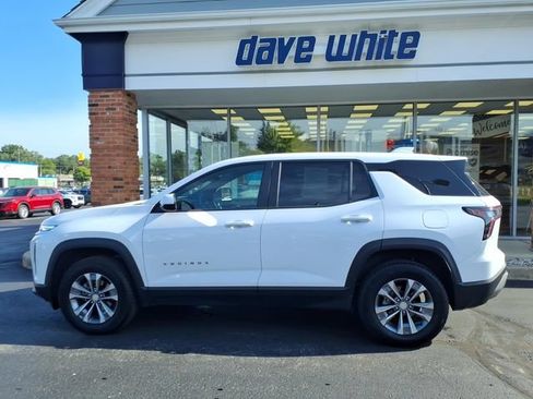 Used 2026 Chevrolet Equinox LT w/ Convenience Package II AWD/4WD image 19