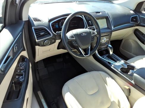 Used 2017 Ford Edge Titanium w/ Equipment Group 302A image 14
