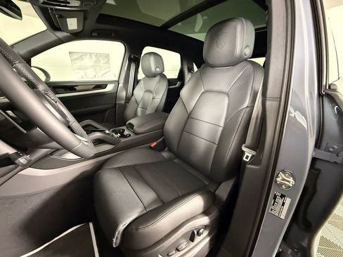New 2026 Porsche Cayenne image 6