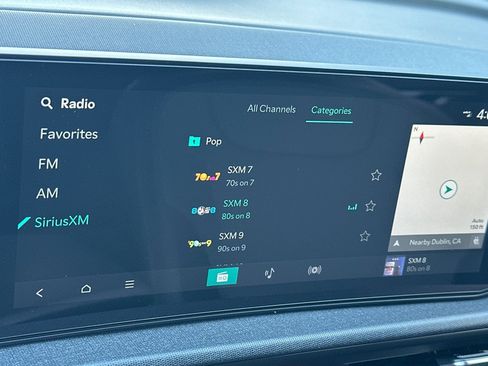 Used 2025 Kia EV6 Light image 27