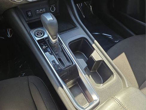 Used 2025 Nissan Sentra SV image 30