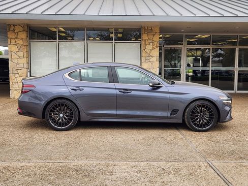 New 2026 Genesis G70 3.3T Prestige image 3