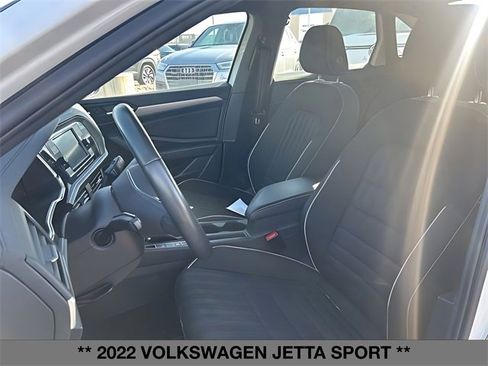 Used 2022 Volkswagen Jetta Sport image 17