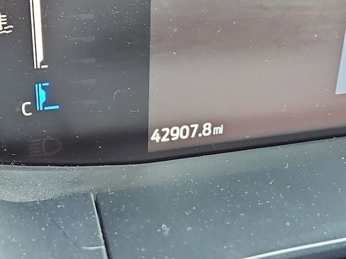 Used 2025 Ford Escape ST-Line Select image 26