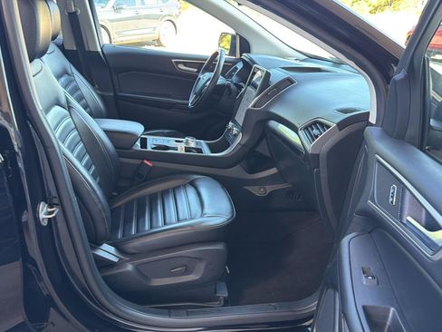 Used 2024 Ford Edge SEL AWD/4WD image 13