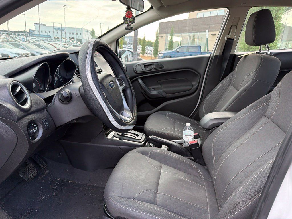 Used 2019 Ford Fiesta SE w/ Equipment Group 201A FWD image 11