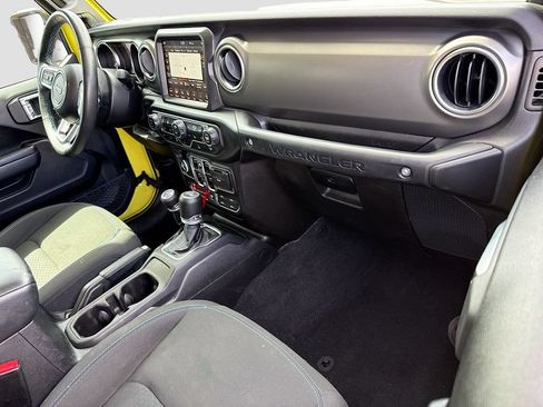 Used 2023 Jeep Wrangler Unlimited Rubicon 4xe w/ Cold Weather Group AWD/4WD image 34