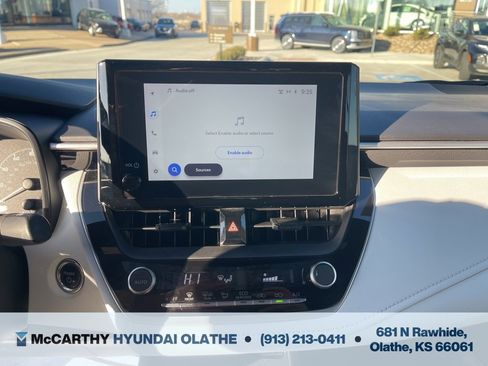 Used 2024 Toyota Corolla LE image 8