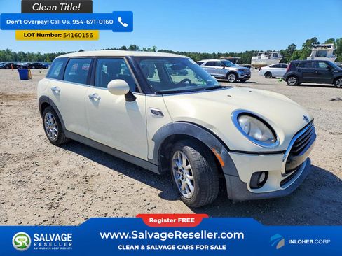 Used 2017 MINI Cooper Clubman FWD image 5