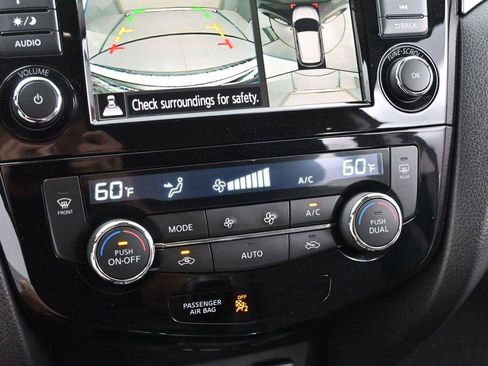 Used 2020 Nissan Rogue Sport SV w/ Technology Package FWD image 25