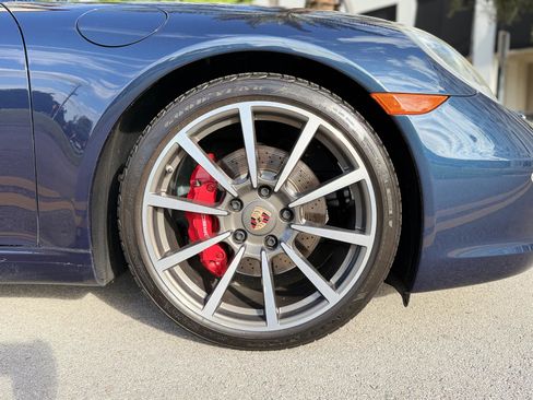 Used 2013 Porsche 911 Carrera S image 26