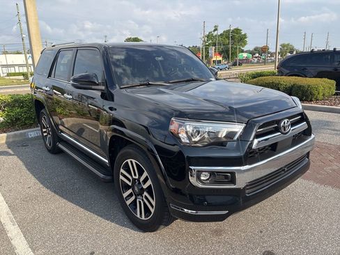 Used 2023 Toyota 4Runner Limited image 17