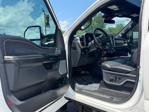 Used 2023 Ford F350 Platinum AWD/4WD image 11