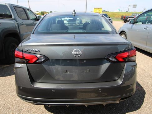 Used 2025 Nissan Versa SV w/ Trunk Package FWD image 6
