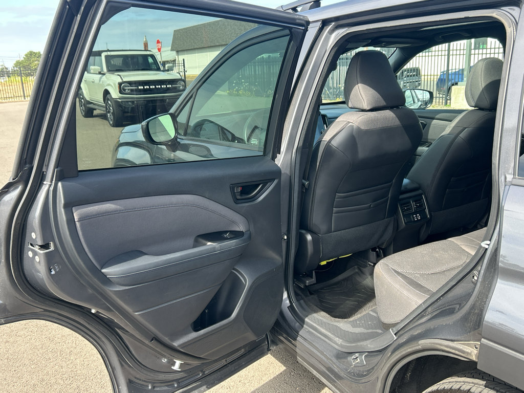 Used 2026 Subaru Forester Premium AWD/4WD image 35