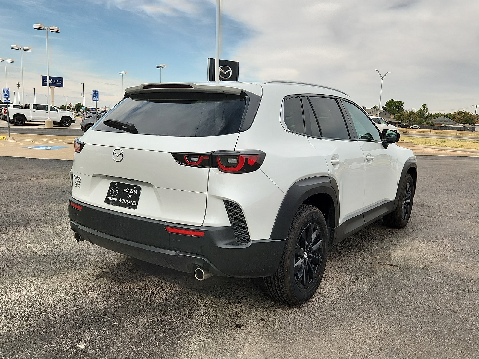 Used 2026 MAZDA CX-50 AWD 2.5 S w/ Cargo Package image 5