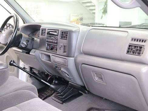 Used 2002 Ford F250 XLT image 82