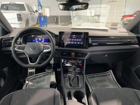 New 2025 Volkswagen Jetta Sport image 7