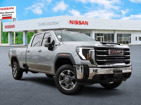Used 2025 GMC Sierra 2500 SLE w/ Max Trailering Package AWD/4WD image 1