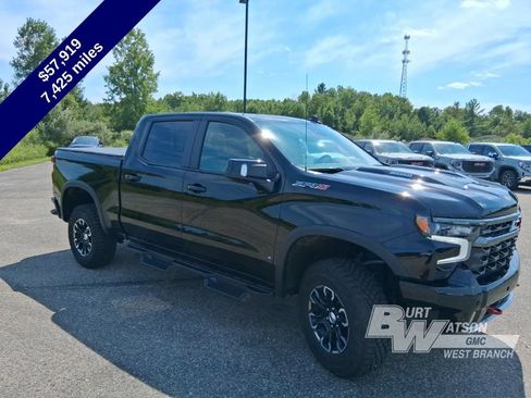Used 2025 Chevrolet Silverado 1500 ZR2 w/ Technology Package AWD/4WD image 9