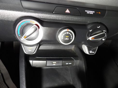 Used 2021 Kia Rio LX FWD image 13