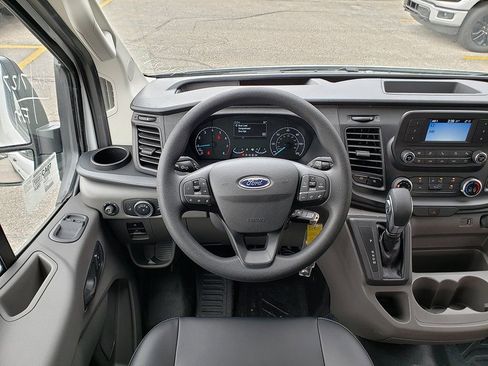 New 2025 Ford Transit 250 Low Roof RWD image 15
