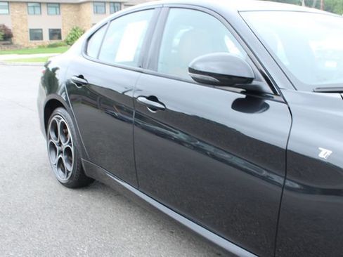 Used 2024 Alfa Romeo Giulia Ti AWD/4WD image 47