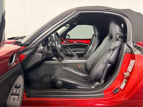 Used 2021 MAZDA MX-5 Miata Grand Touring image 23