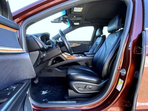 Used 2016 Lincoln MKX Reserve w/ Climate Package image 10