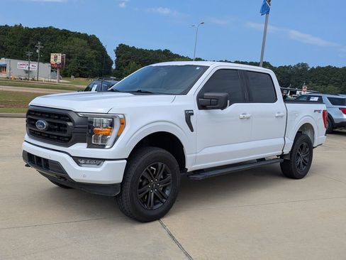 Used 2021 Ford F150 XLT w/ Equipment Group 302A High AWD/4WD image 4