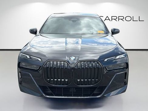 Used 2025 BMW i7 eDrive50 w/ M Sport Package RWD image 8