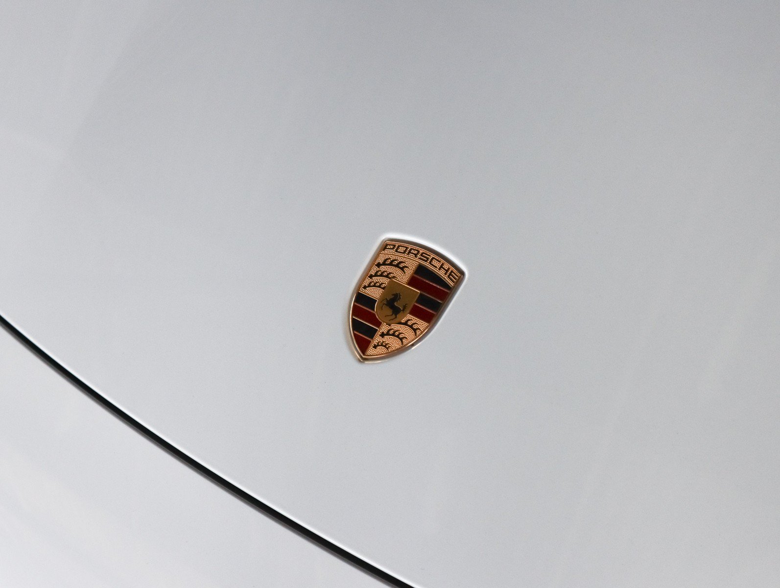 Certified 2023 Porsche Taycan 4S AWD/4WD image 33