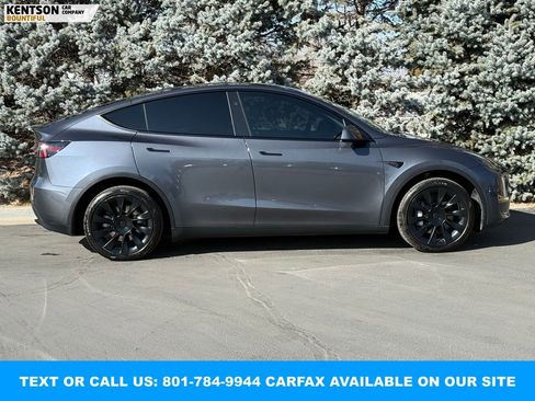 Used 2023 Tesla Model Y Long Range image 11