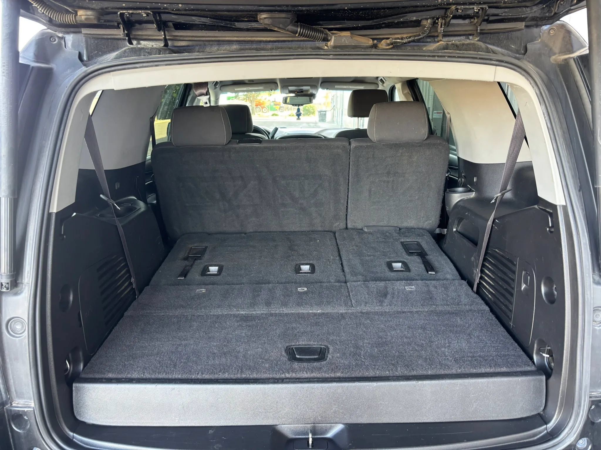 Used 2016 GMC Yukon SLE w/ HD Trailering Package AWD/4WD image 22