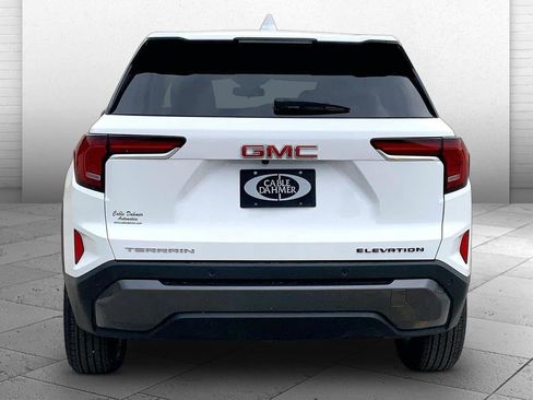 Used 2026 GMC Terrain Elevation FWD image 3