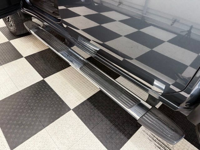 Used 2020 GMC Sierra 3500 Denali w/ Denali Ultimate Package AWD/4WD image 32