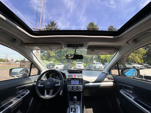 Used 2016 Subaru Crosstrek 2.0i Premium w/ Moonroof Package AWD/4WD image 7